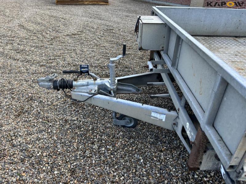 Iffor Williams trailer with ramps 9