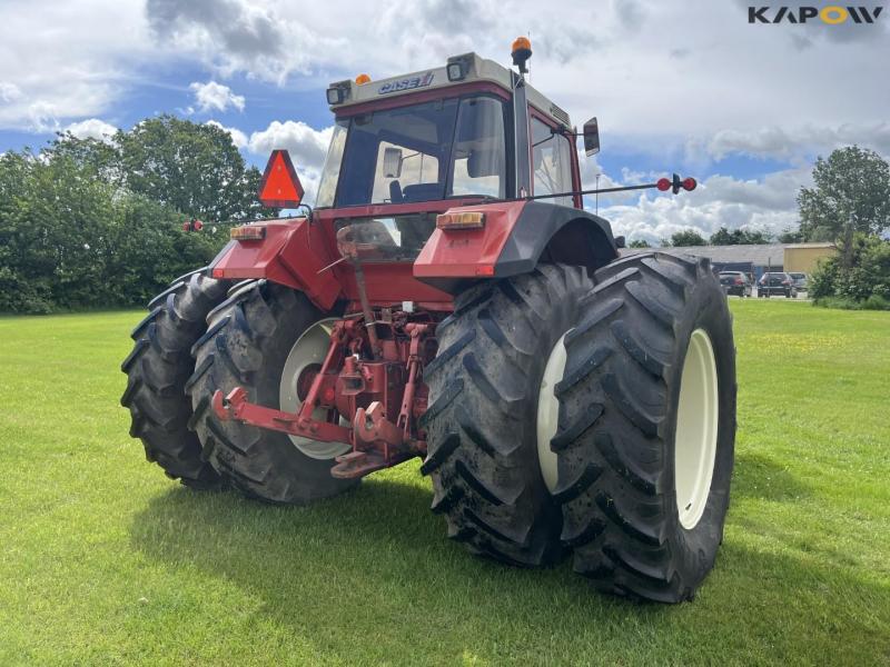 IH 1255 tractor with twin wheels 5