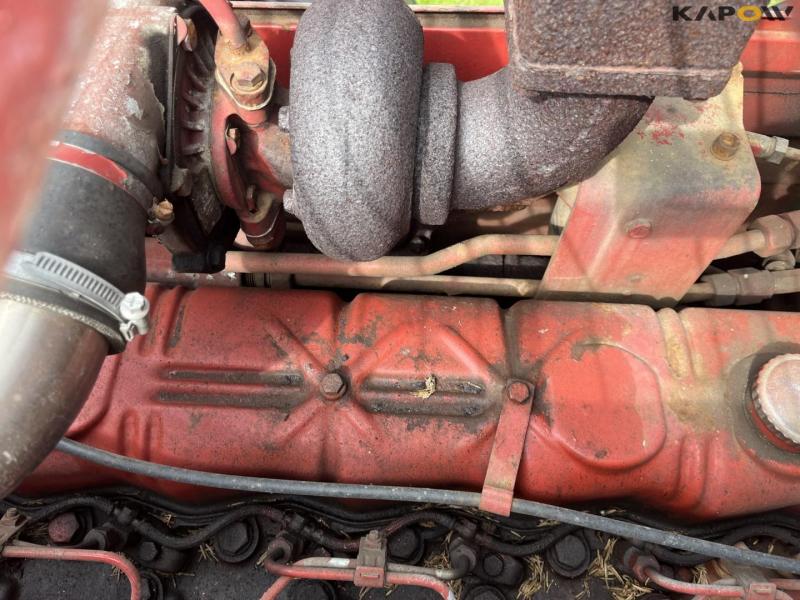 IH 1255 tractor with twin wheels 40