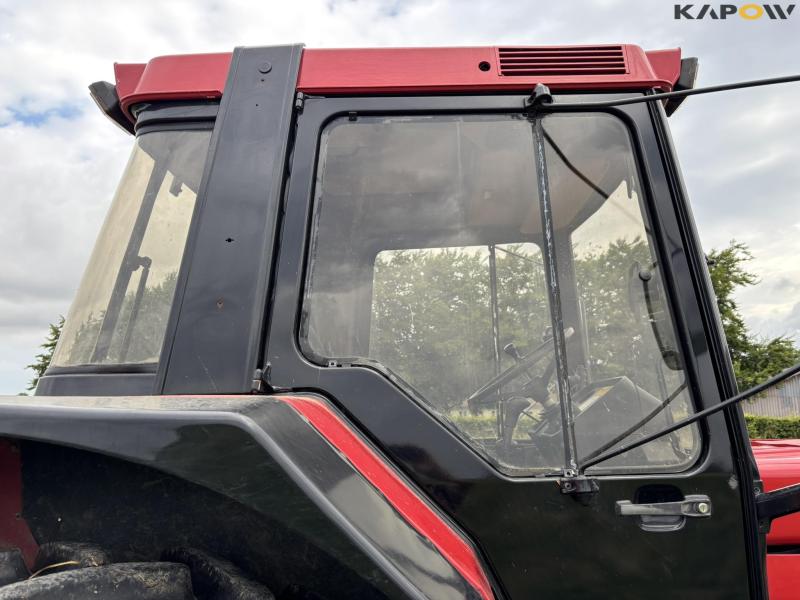 IH 1455 AXL 4 WD tractor 27