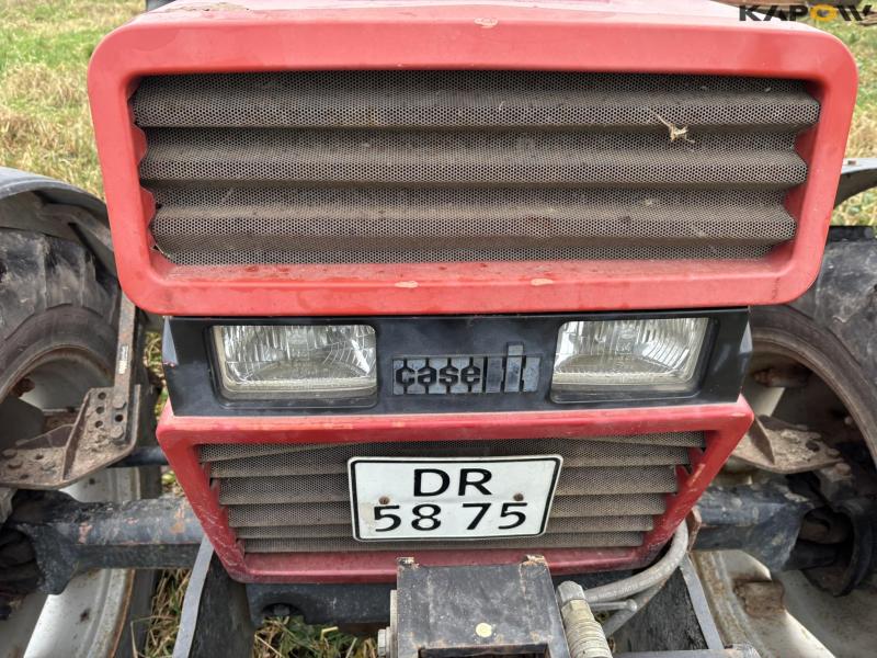 IH 956 XL 4WD with front linkage 13