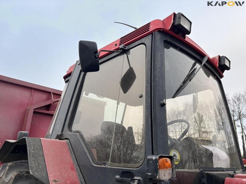 IH 956 XL 4WD with front linkage 24