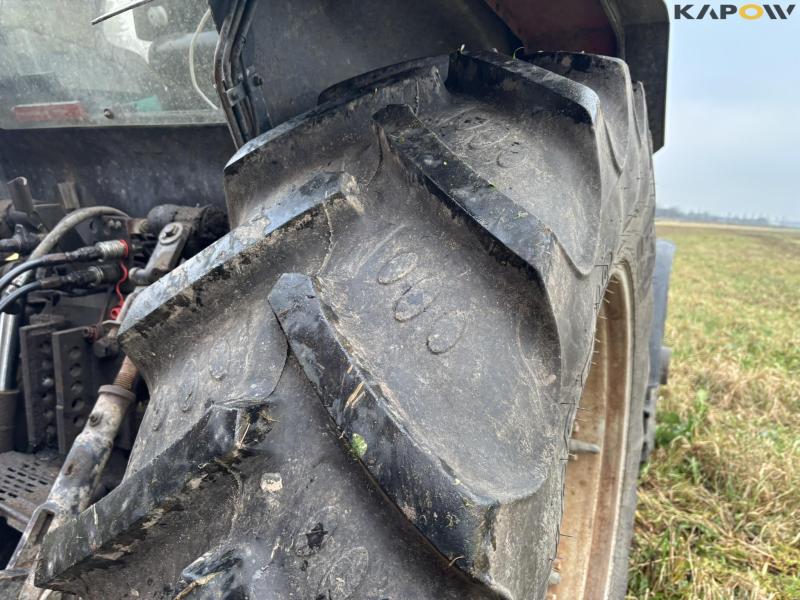 IH 956 XL 4WD with front linkage 27