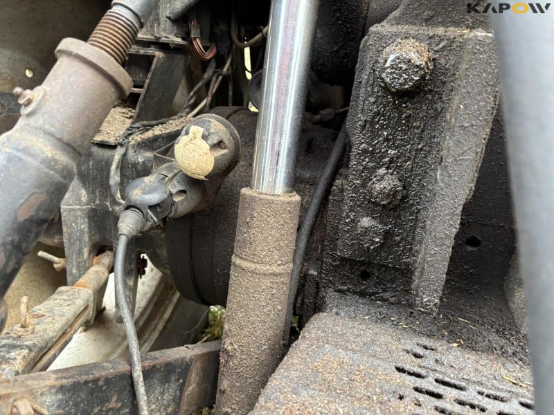 IH 956 XL 4WD with front linkage 31