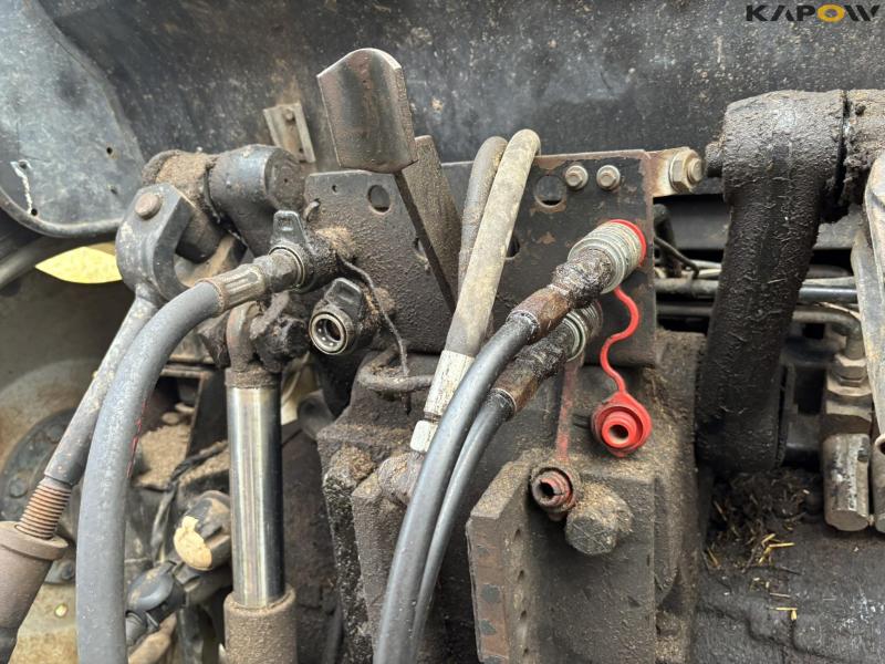 IH 956 XL 4WD with front linkage 32