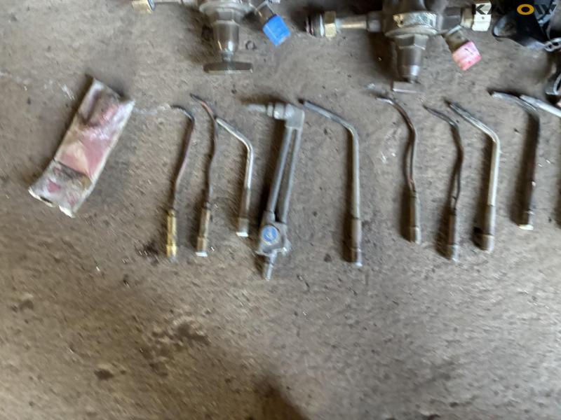 Oxygen and gas set - without bottles 7