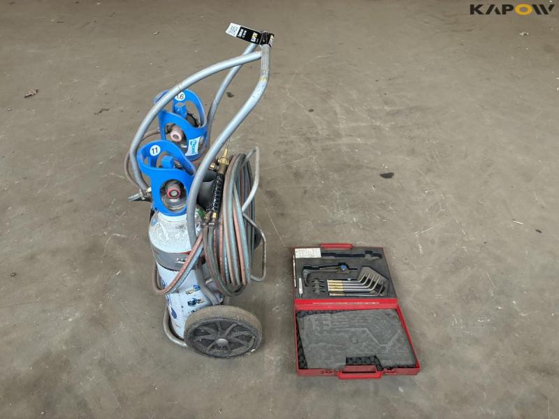 Oxygen and gas set with cutting torch 3