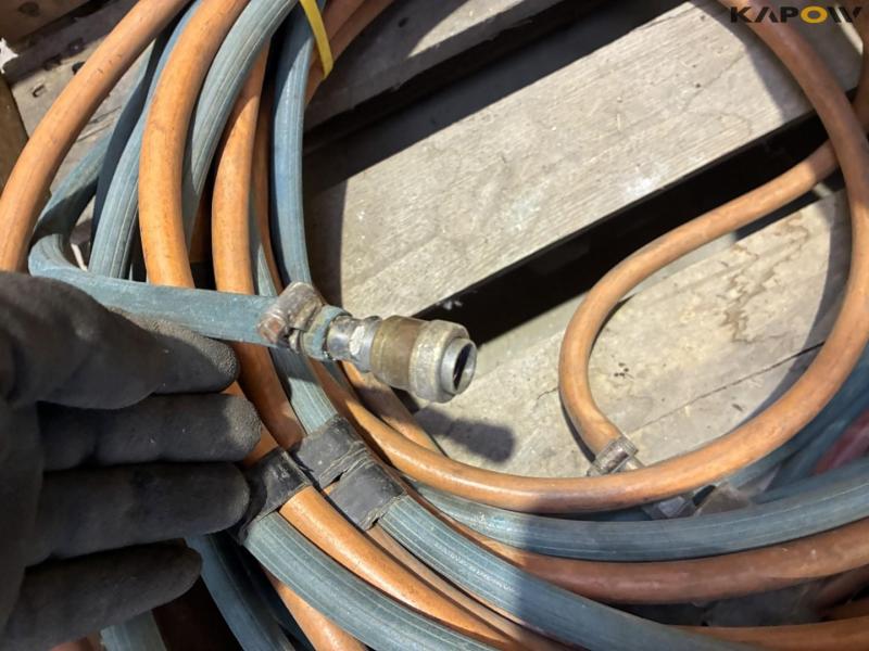 Oxygen and gas set 14
