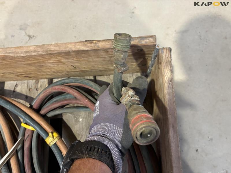 Oxygen and gas set 20