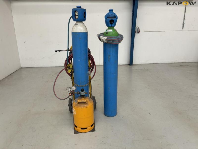 Oxygen and gas set 2
