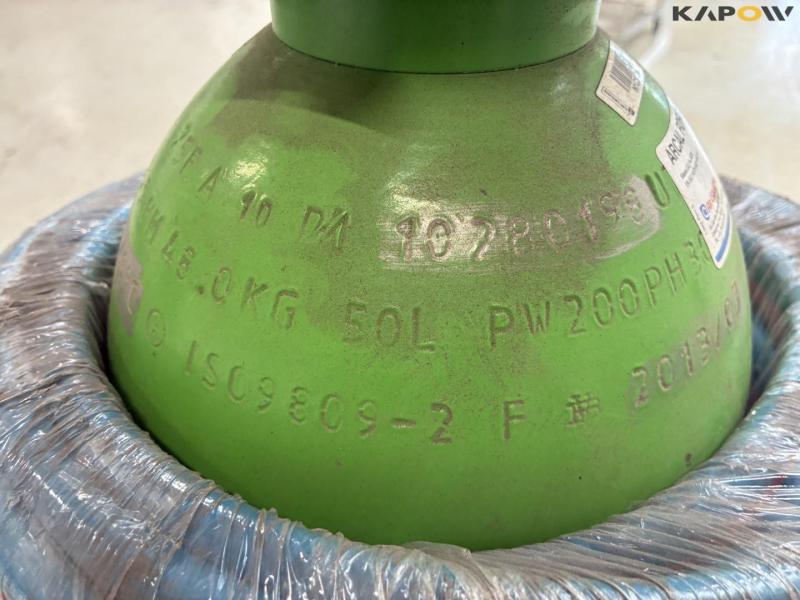 Oxygen and gas set 32