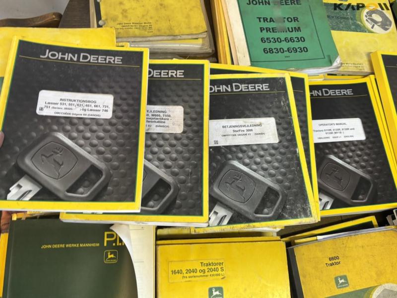 Instruction books 24