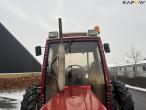 International 844 XL tractor 14