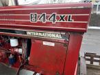 International 844 XL tractor 15