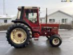 International 844 XL tractor 4