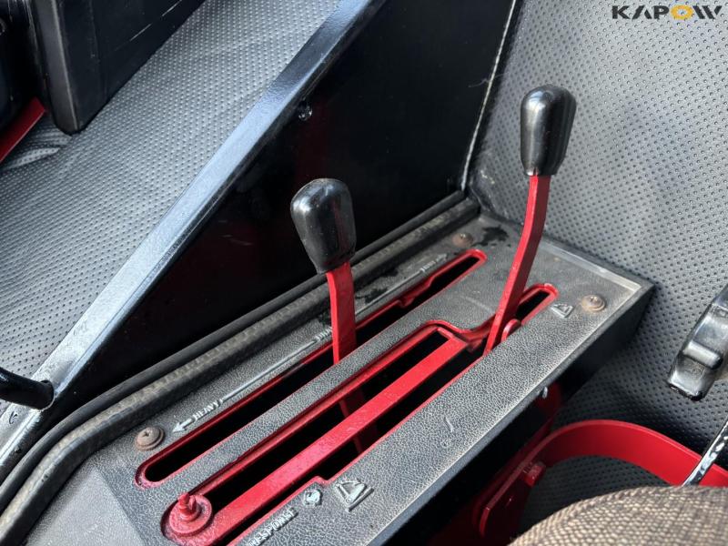 International Harvester 886 tractor 50