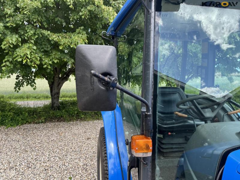 Iseki TG5390 compact tractor 17