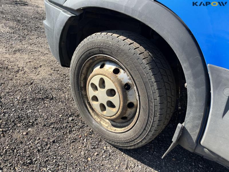 Iveco Daily 29L13 van 10
