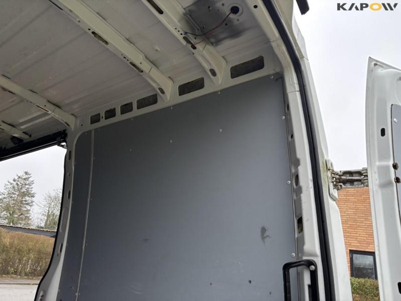 Iveco Daily 35-170 van 68