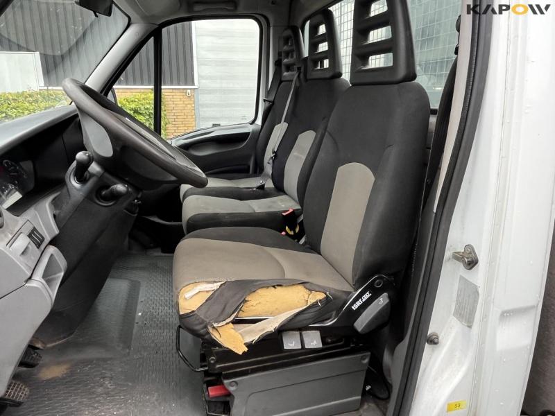 Iveco Daily 35S van 26