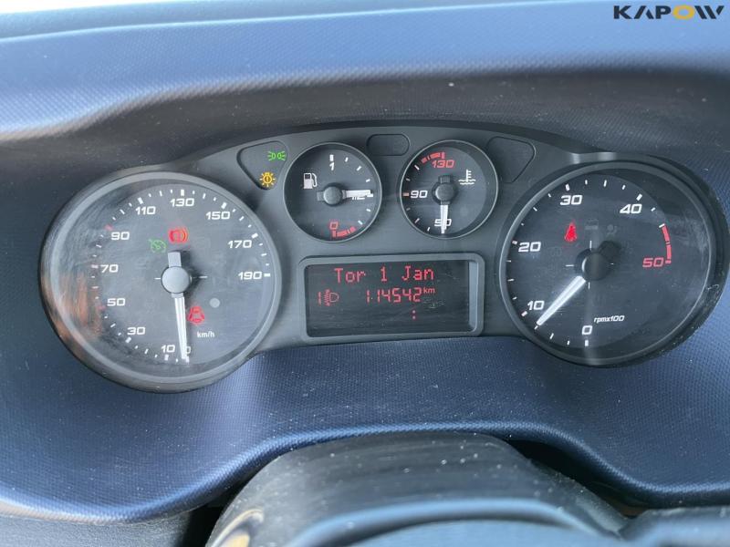 Iveco Daily 35S14 van 32