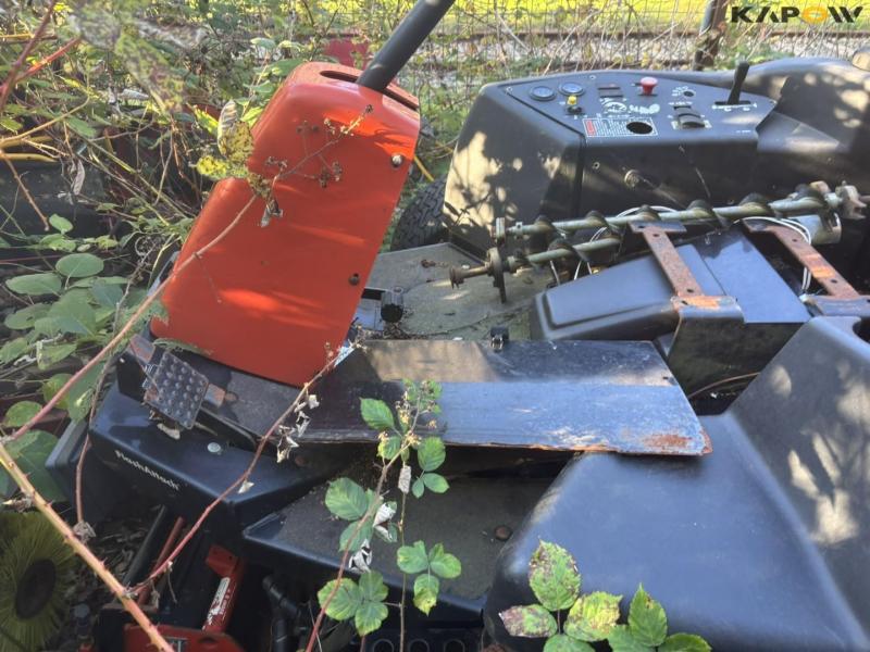 Jacobsen LF3400 4WD cylinder mower 33