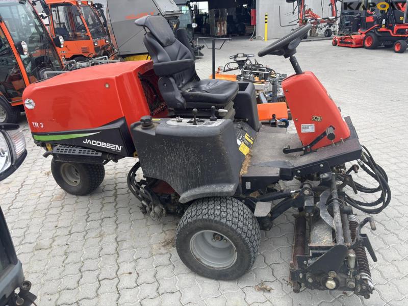 Jacobsen TR3 cylinder mower 4