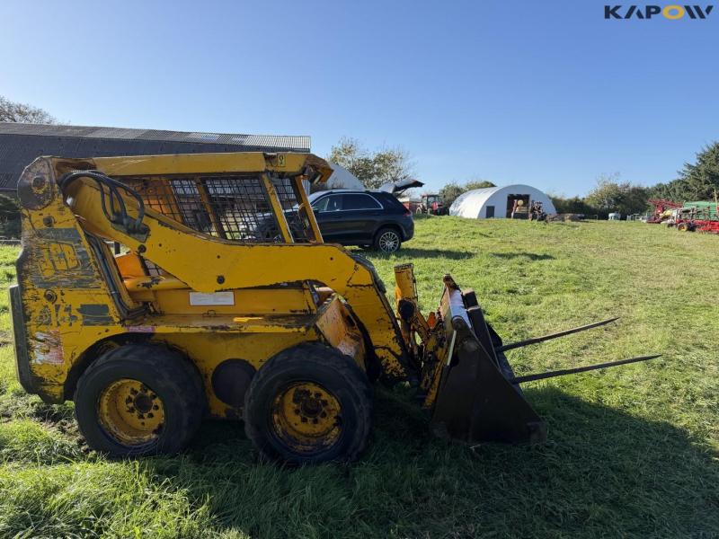 JCB 165 skid steer 4