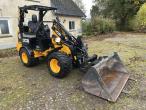 JCB 403 skid steer loader 3