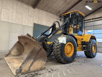 JCB 426 loader
