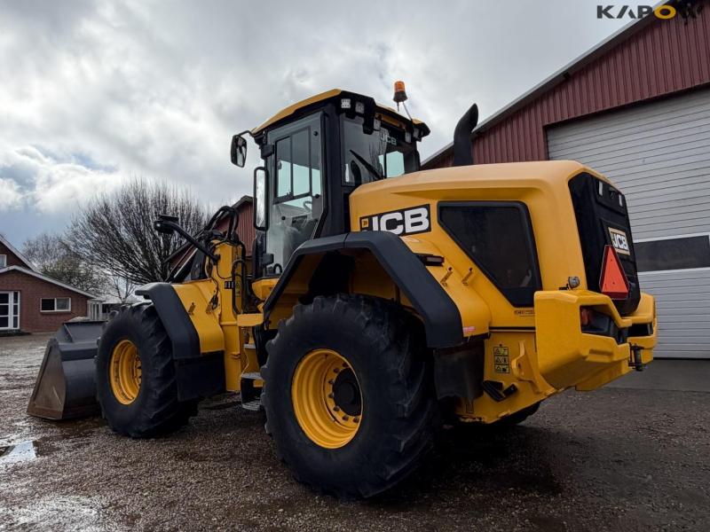 JCB 427 Agri wheel loader 7