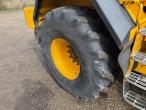 JCB 427 Agri wheel loader 57