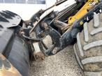 JCB 435 S articulated wheel loader with loading bucket 5