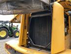 JCB 435 S articulated wheel loader with loading bucket 32