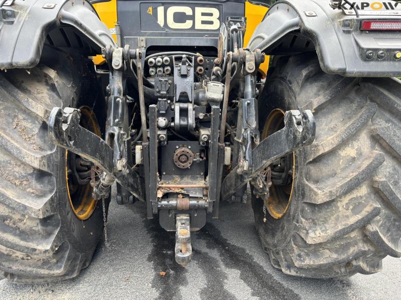 JCB FASTRAC 4220 tractor 33