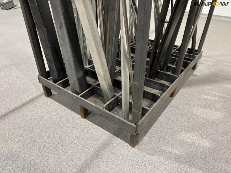 Iron holder with contents 6