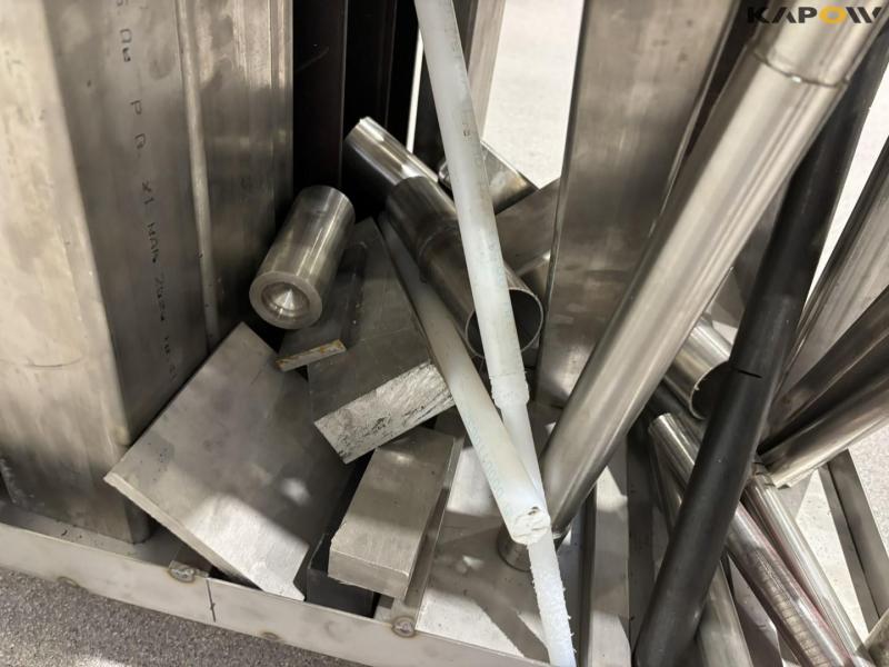 Iron holder with contents 13