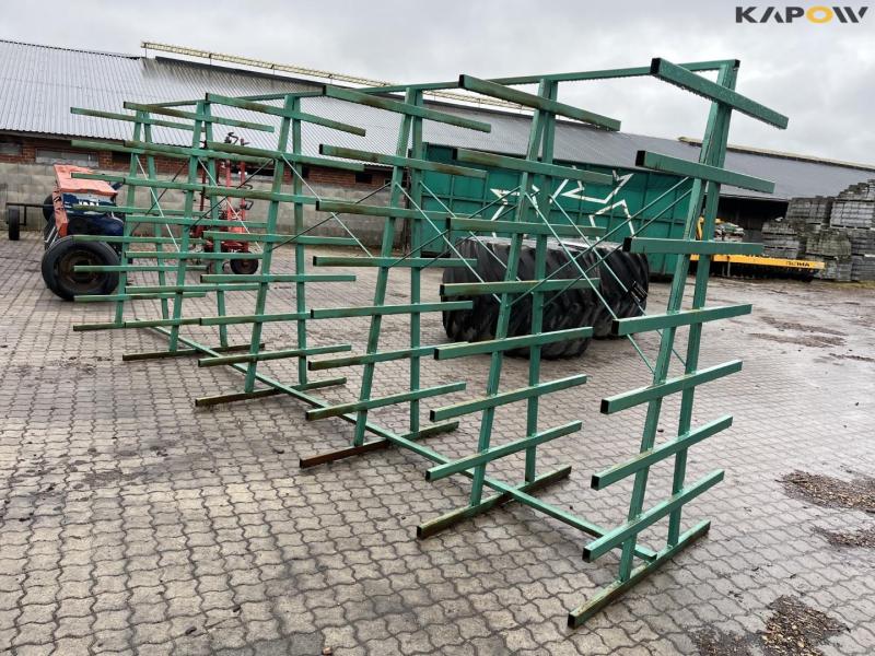 Iron shelf 6 meters 3