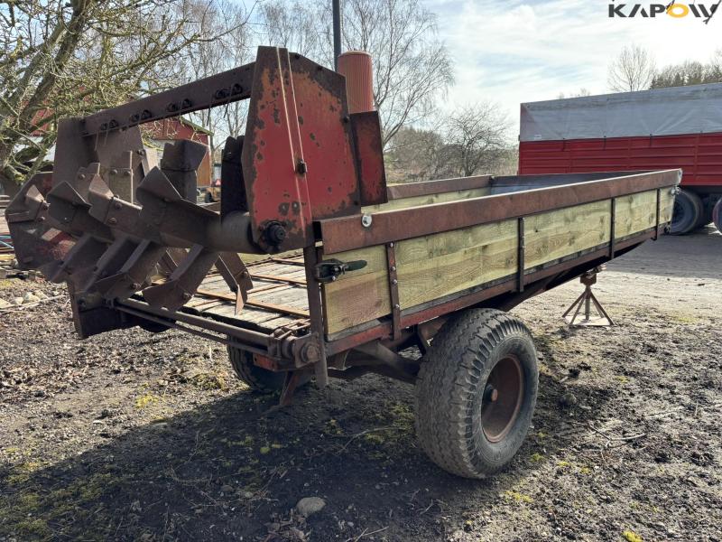 JF AV40 with manure spreader 5