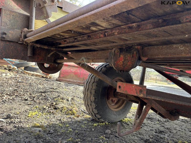 JF AV40 with manure spreader 24