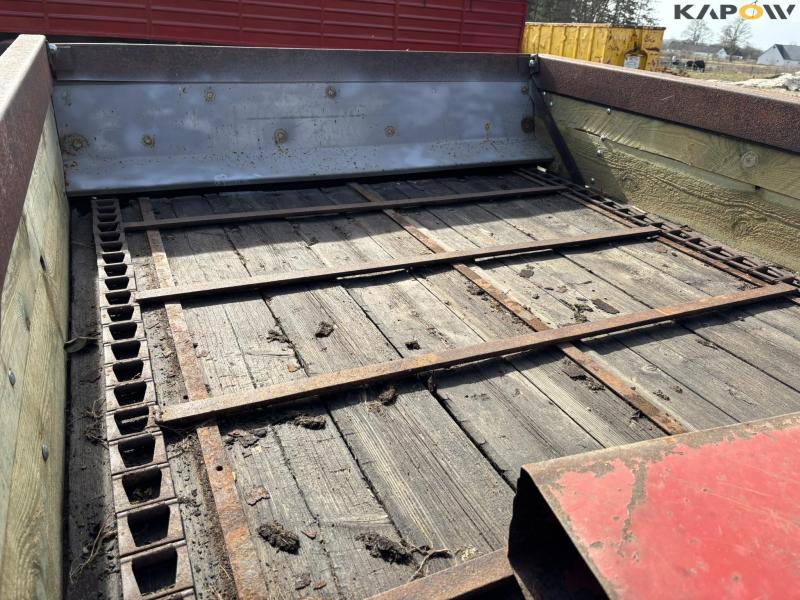 JF AV40 with manure spreader 42