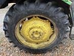 John Deere 1130 2WD tractor 22