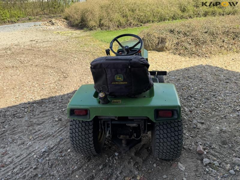 John Deere 318 lawn tractor with mower deck 6