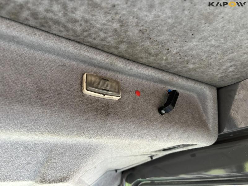 John Deere 3200 tractor with broom 52