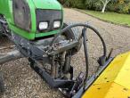 John Deere 3200 tractor with broom 15