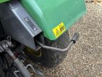 John Deere 3200 tractor with broom 33
