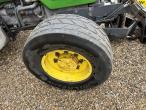 John Deere 3200 tractor with broom 62