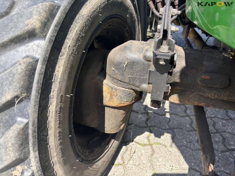 John Deere 3320 4WD 17