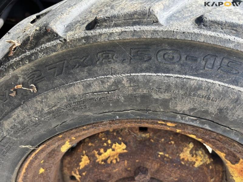 John Deere 3320 4WD 19