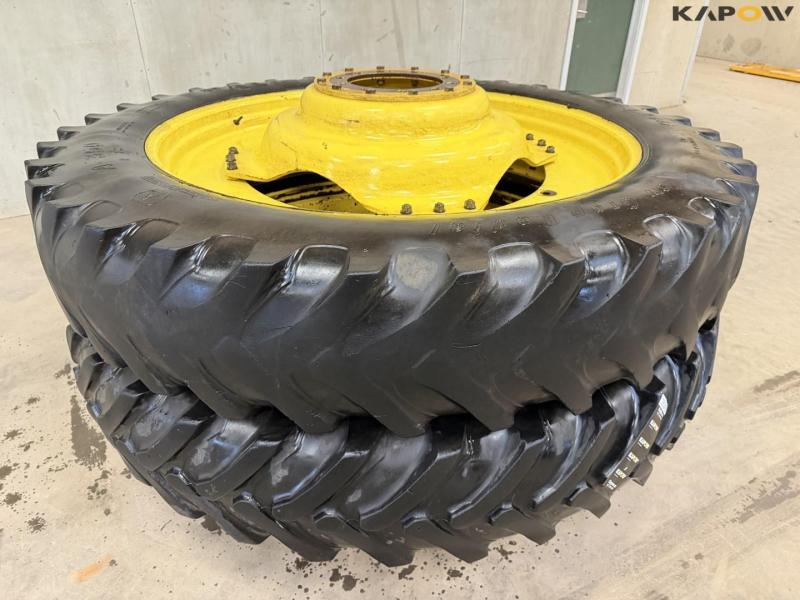 John Deere 380/90-R54 wheels 1